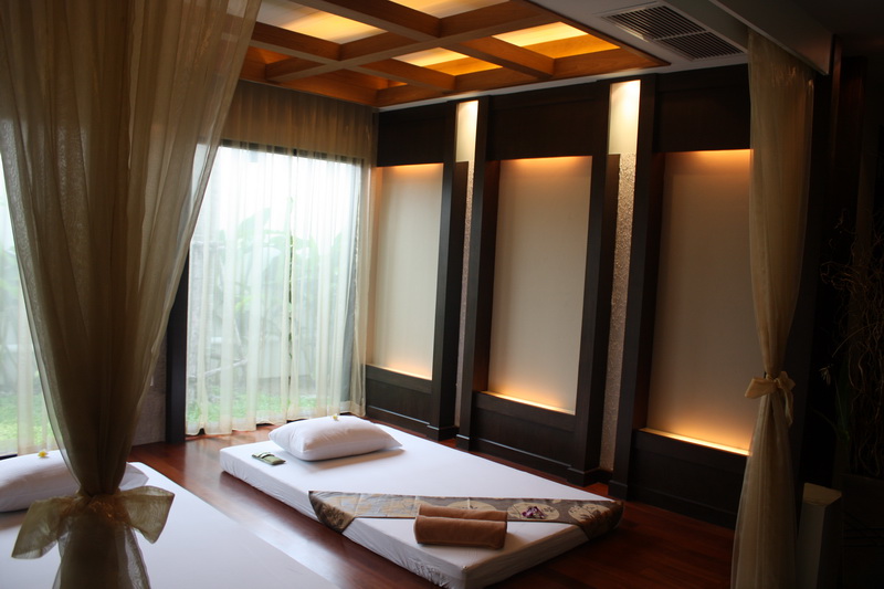 Long Beach Spa - Curtain